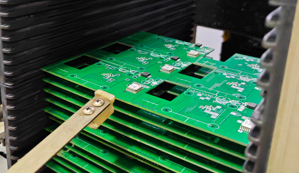 Ochrona środowiska i zgodność: przyszły trend rozwojowy fabryk PCBA