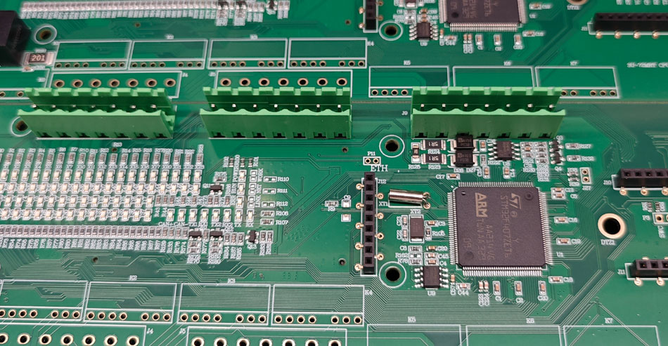 W jaki sposób fabryki PCBA mogą sprostać wyzwaniom związanym z pilnymi zamówieniami?