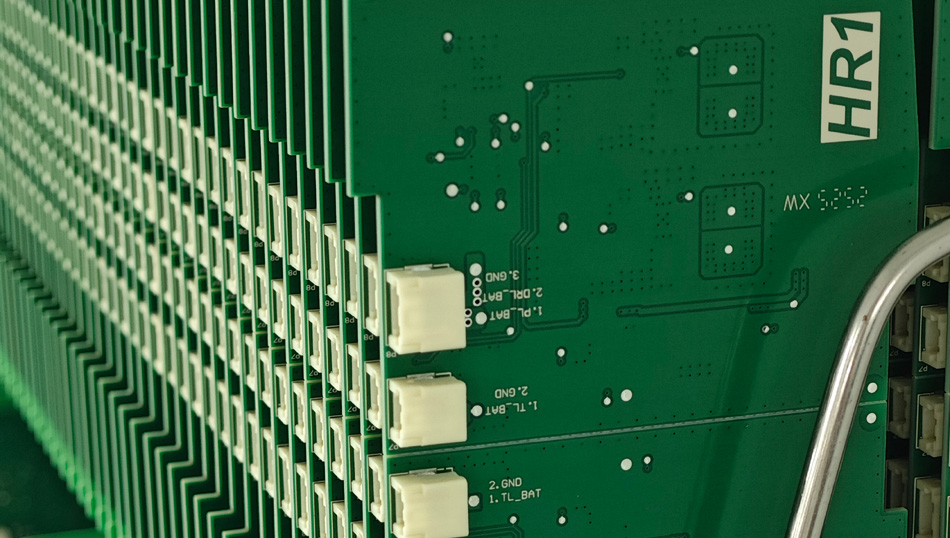 W jaki sposób fabryki PCBA zajmujące się sterowaniem przemysłowym mogą poprawić kontrolę jakości poprzez monitorowanie danych w czasie rzeczywistym?